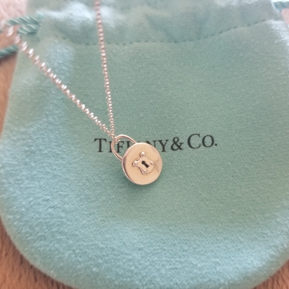 Tiffany & Co. Round Lock Keyhole Necklace - Picture 6 of 8